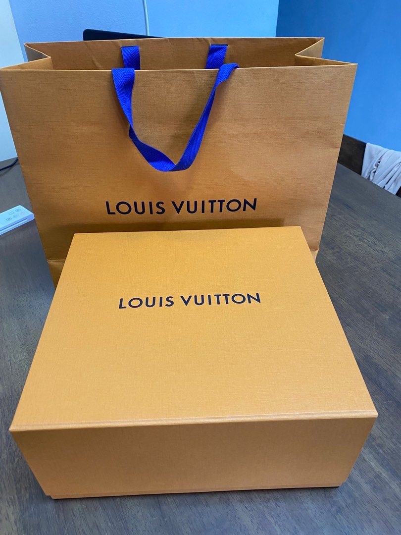 Louis Vuitton Magnetic Box+dust bag (small)+paper bag, Luxury, Bags &  Wallets on Carousell