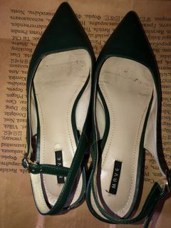 Mave Dark Green Block heels