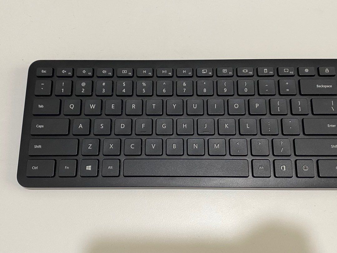 Microsoft bluetooth keyboard, Computers & Tech, Parts & Accessories ...