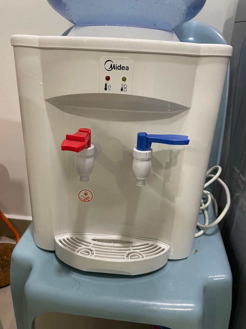 Midea Water Dispenser + 3 gallons container, TV & Home Appliances