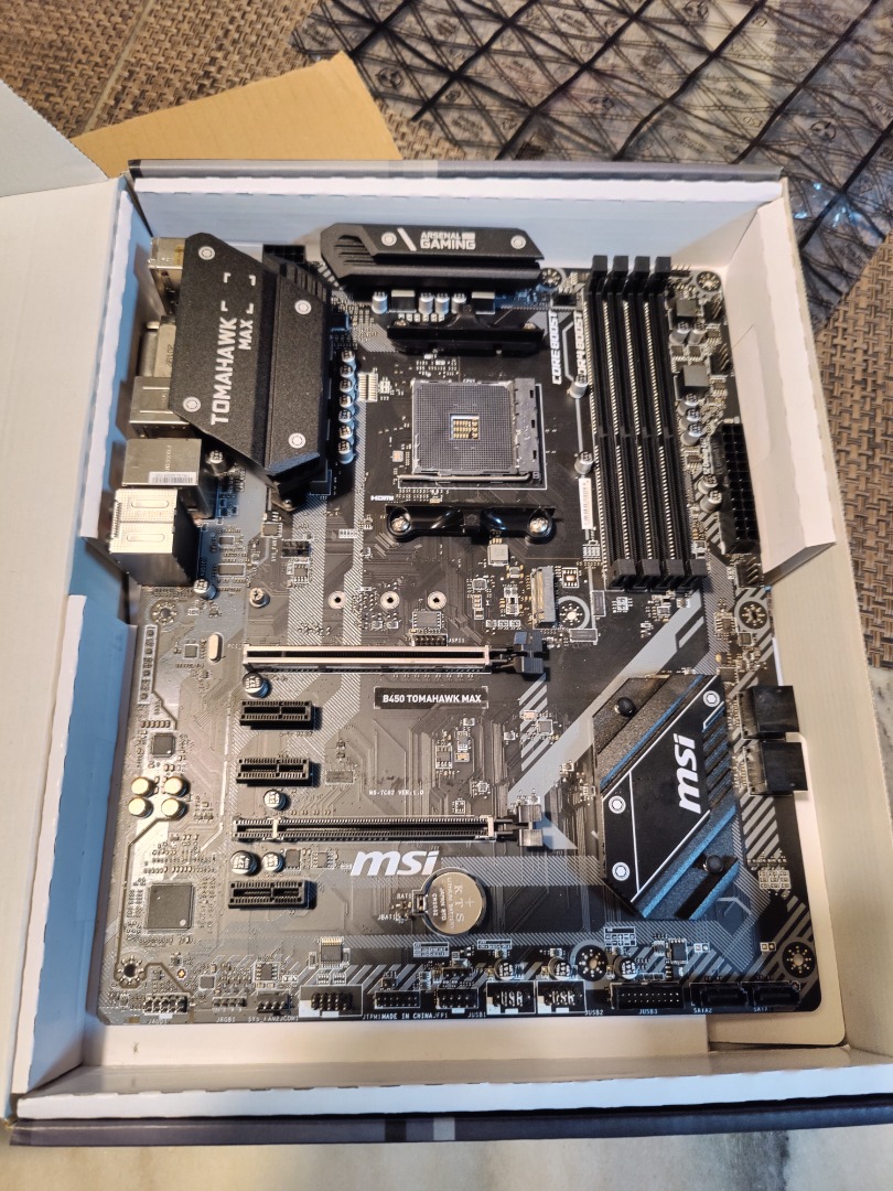 MSI B450 Tomahawk Max Motherboard, Computers & Tech, Parts