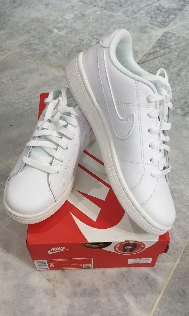 Nike sneakers hot sale court royale