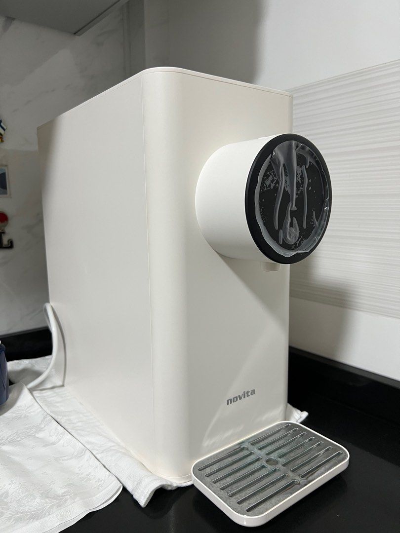 Novita W11 Instant Hot Water Dispenser, TV & Home Appliances, Kitchen