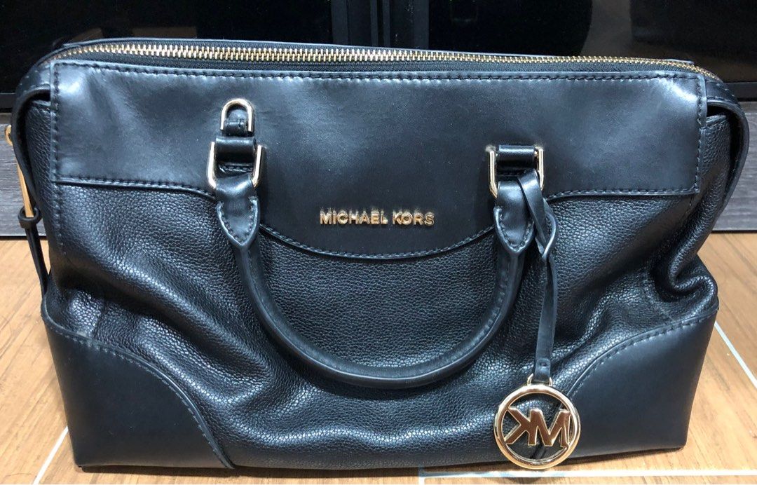 Buy Michael Kors Voyager Medium Logo Tote Bag  Grey Color Women  AJIO LUXE
