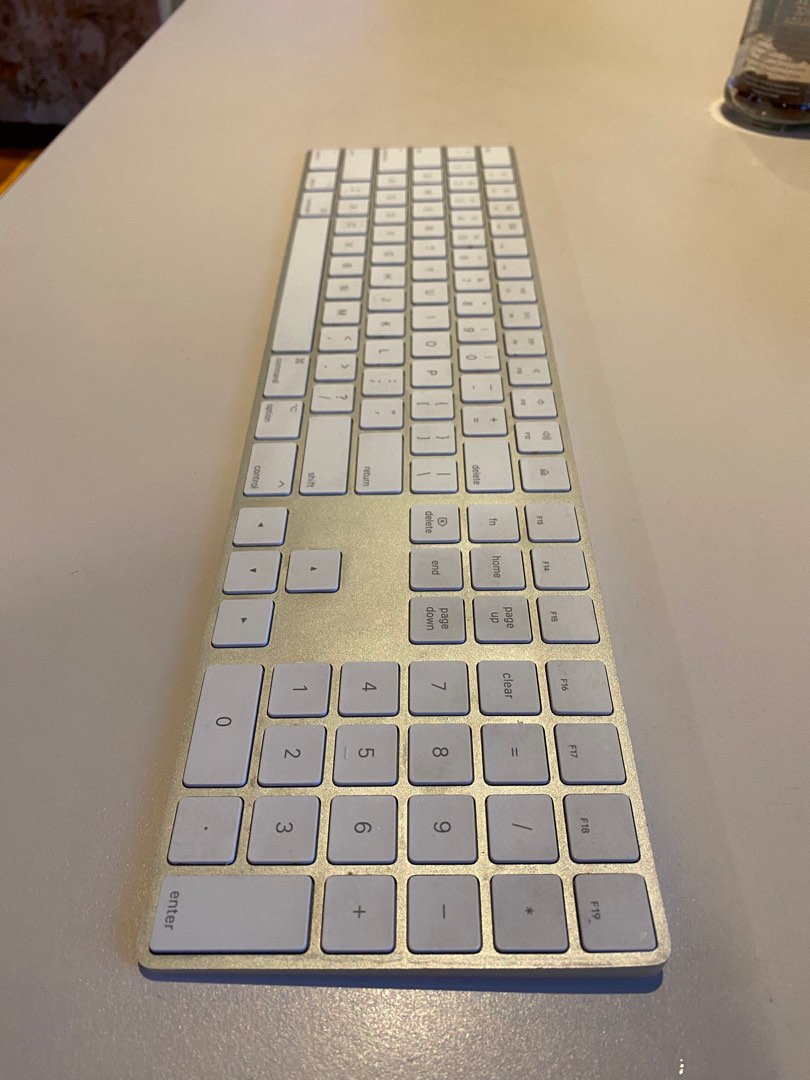 Original MAC keyboard, Computers & Tech, Parts & Accessories, Computer ...