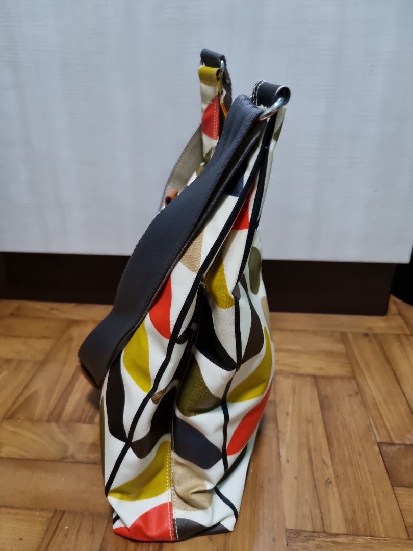 Orla Kiely Midi Crossbody in classic multi stem, Women's Fashion, Bags & Wallets, Crossbody