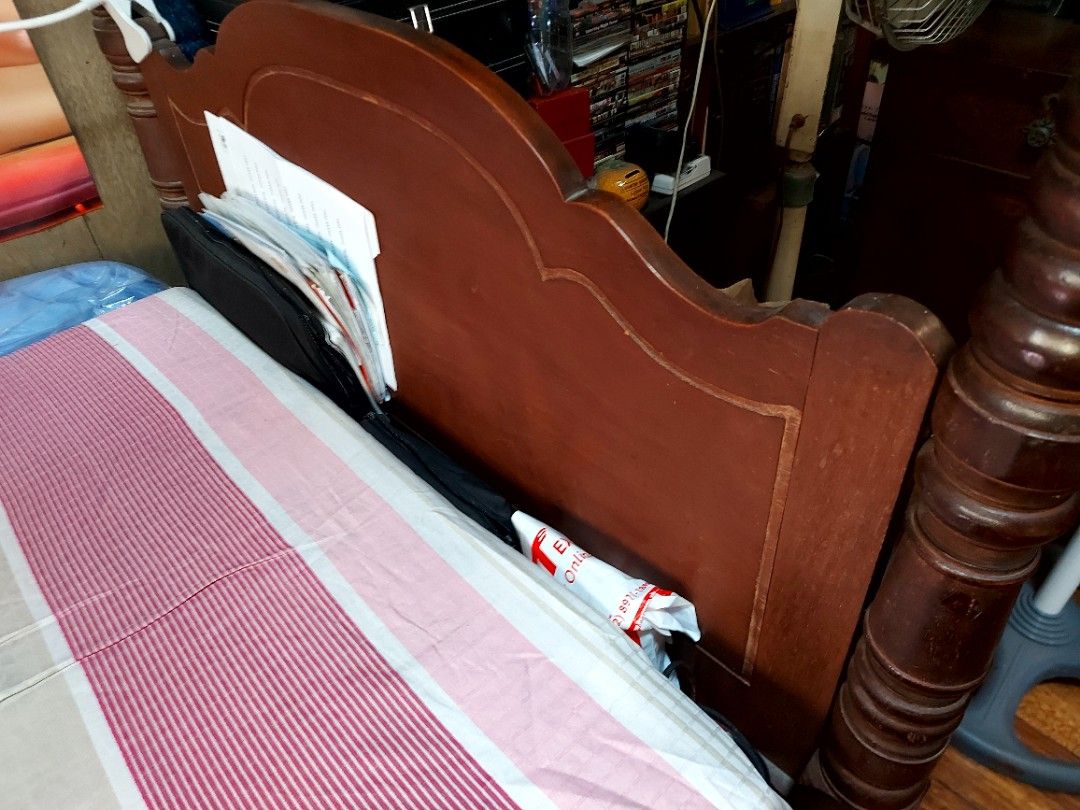 Poster Bed Vintage on Carousell