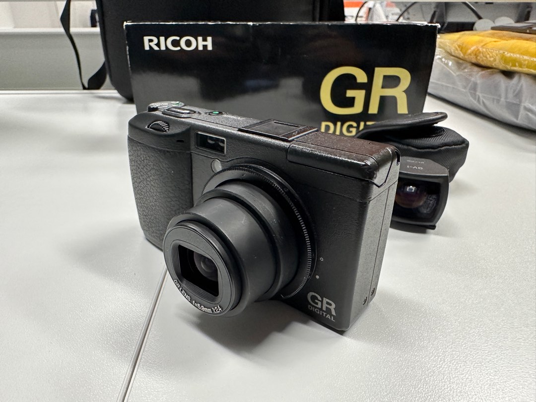 新作入荷!! 【美品】RICOH GR DIGITAL 初代 一式 - カメラ