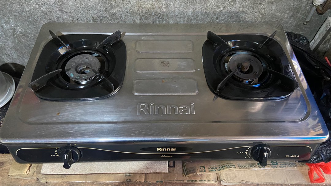 Rinnai RI602A stove with gas tank on Carousell