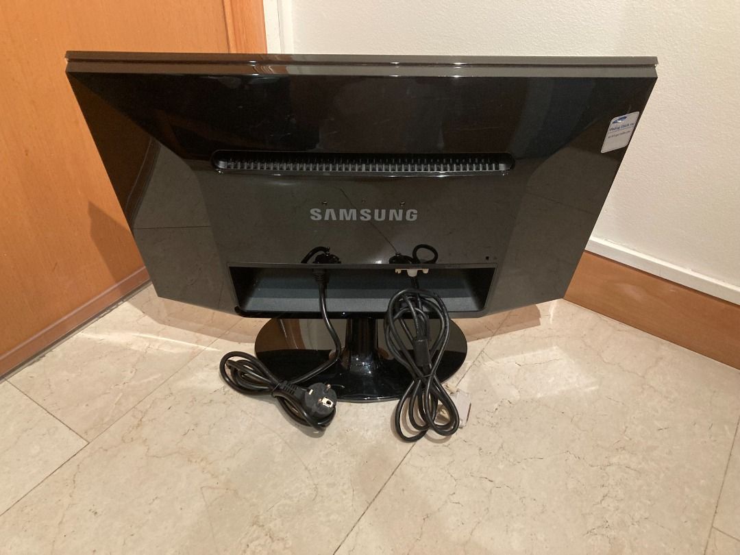 SAMSUNG SyncMaster P2250 21.5" widescreen LCD computer display ...