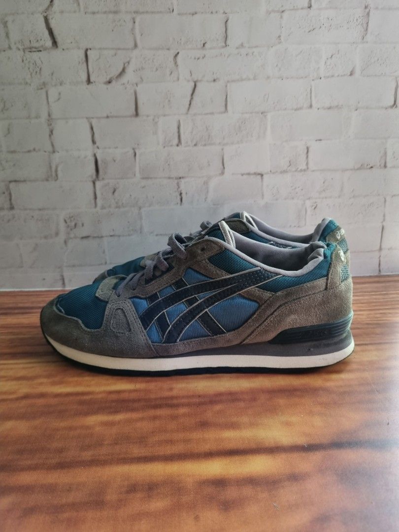 sepatu asic original