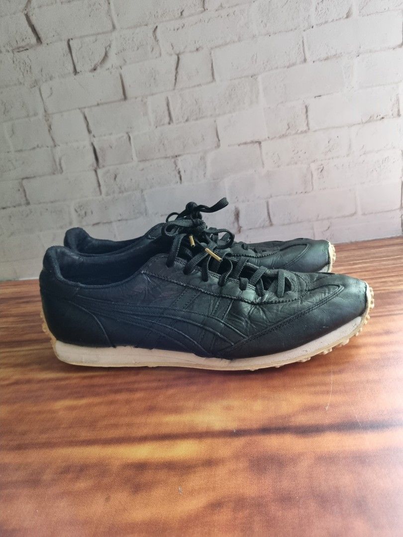 gambar sepatu onitsuka tiger original
