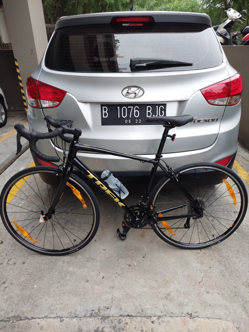 Sepeda road bike trek harga best sale