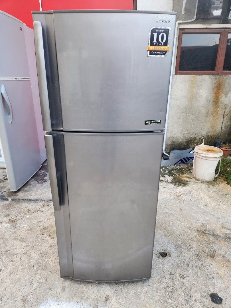sharp fridge 2 door, TV & Home Appliances, Kitchen Appliances