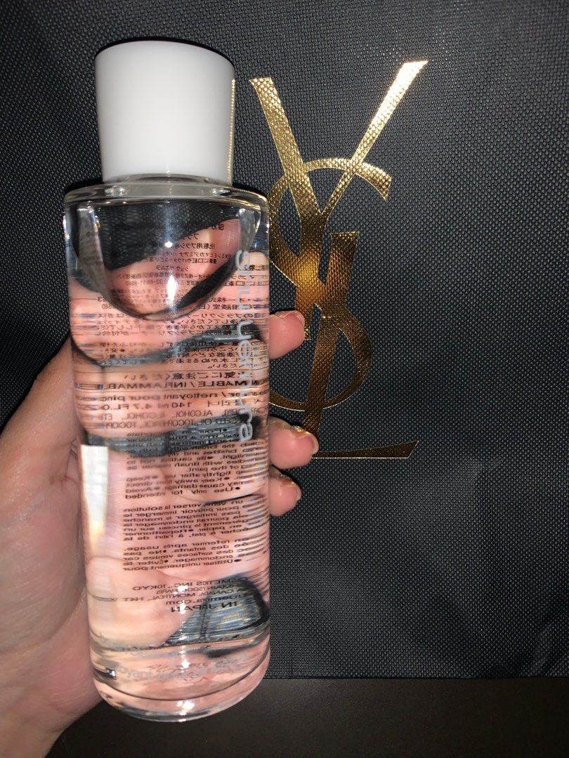 Shu Uemura Brush Cleaner, Beauty & Personal Care, Face, Makeup on Carousell