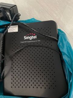 Singtel wireless router + optical network terminal