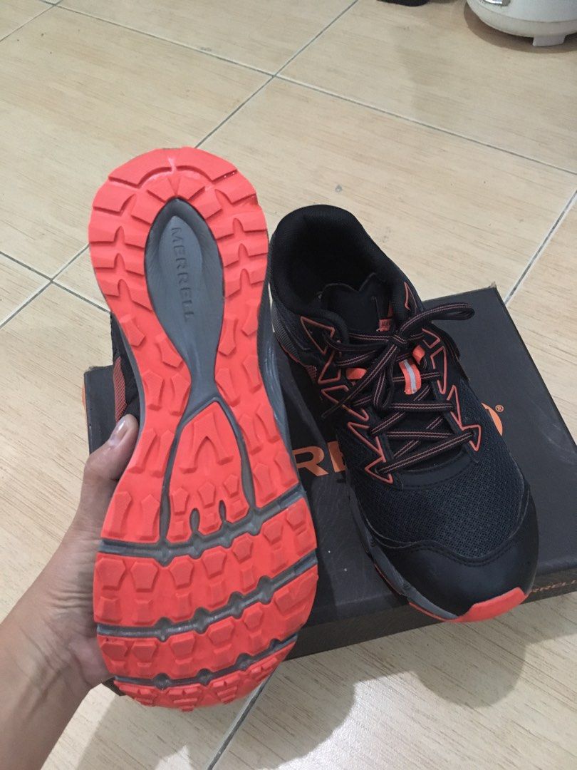 Slightly used Merrell Agility Fusion Flex US 8.5 Women
