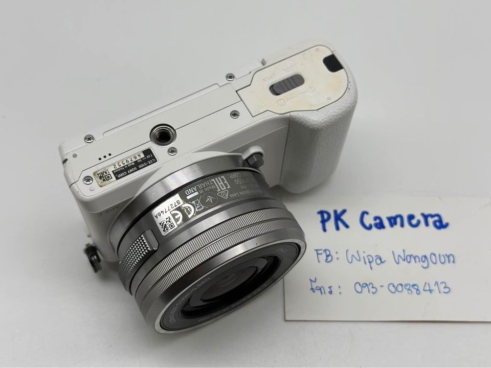 Sony A5100 Mirrorless Camera White, Photography, Cameras on Carousell