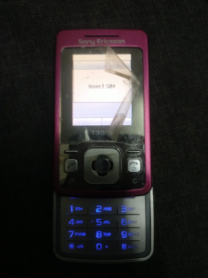 Sony Ericsson t303a very rare model original new set, Mobile Phones ...