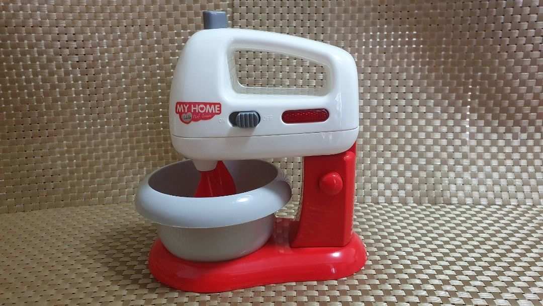 Stand mixer toy, Hobbies & Toys, Toys & Games on Carousell