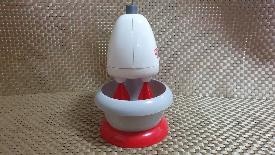 Stand mixer toy, Hobbies & Toys, Toys & Games on Carousell