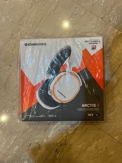 SteelSeries Arctis 5 Headphone White