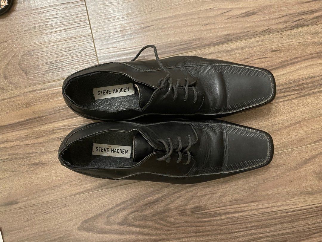 Metrotown shop steve madden