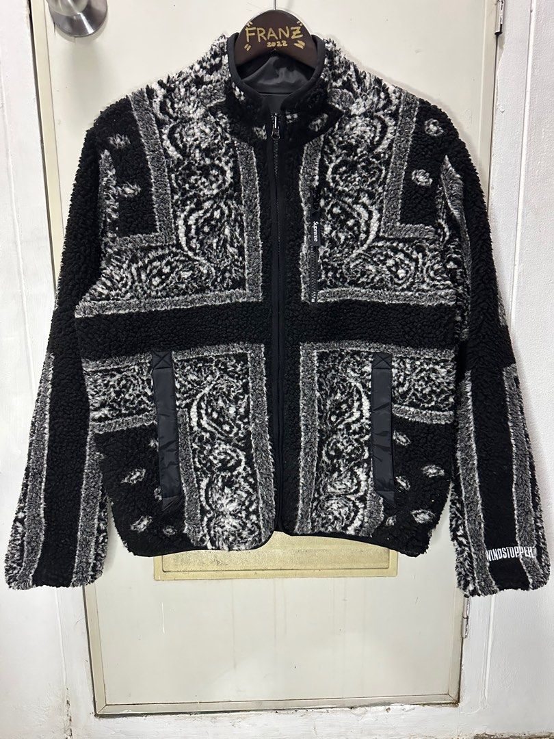Supreme Reversible Bandana Fleece Jacket, Luxury, Apparel on Carousell