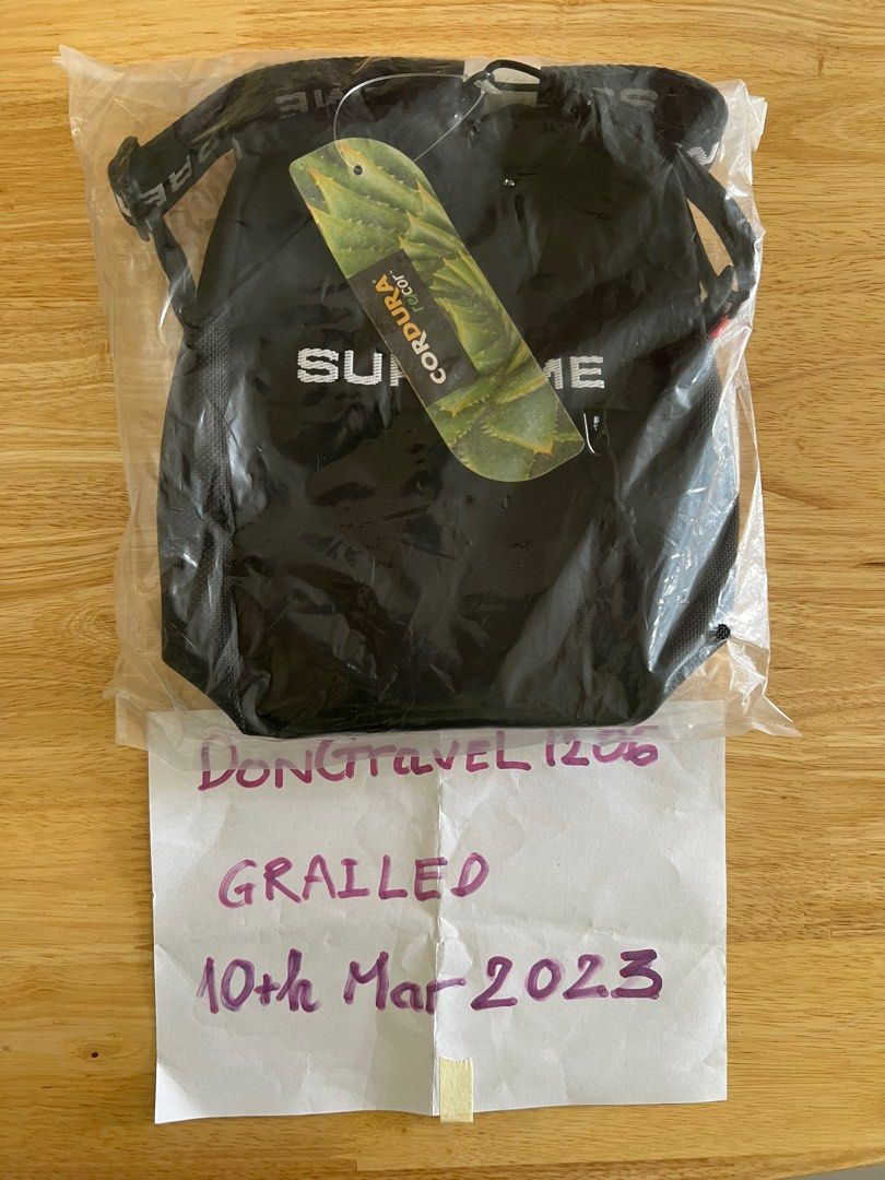 Supreme Shoulder Bag (FW22) - Black