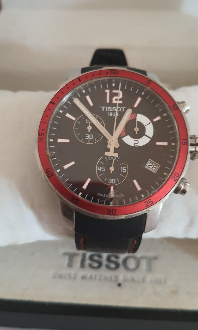 Tissot quickster store chrono football