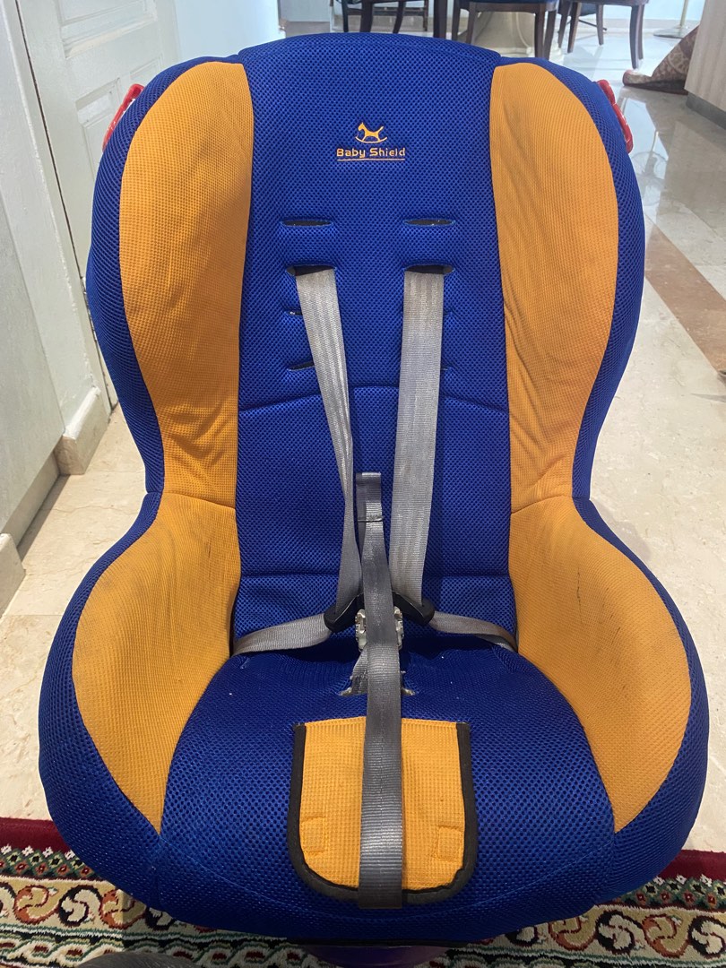 Used baby car seat, Babies & Kids, Going Out, Car Seats on Carousell