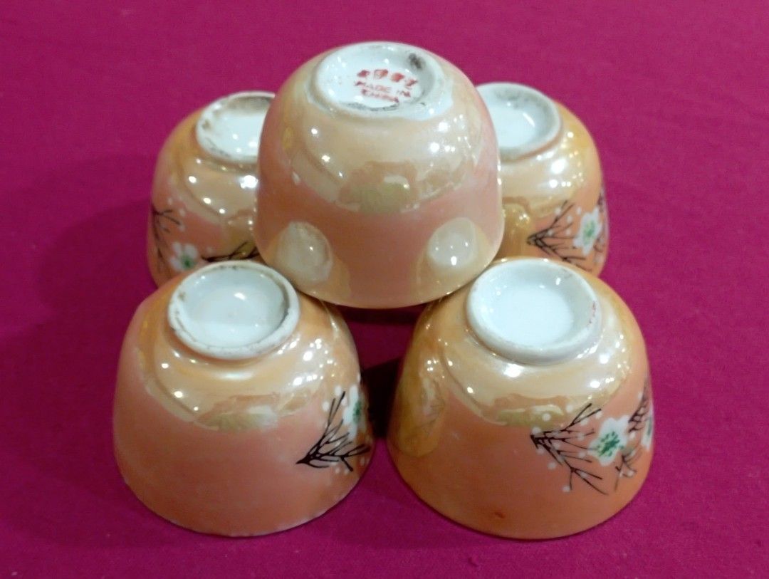 VINTAGE CHINESE TEA CUPS, Furniture & Home Living, Home Decor, Vases