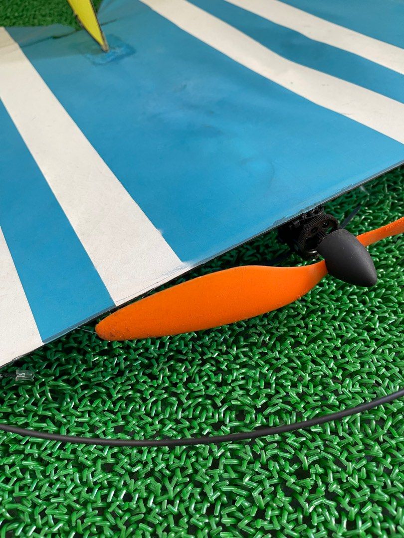 Vintage remote control kite, Hobbies & Toys, Toys & Games on Carousell