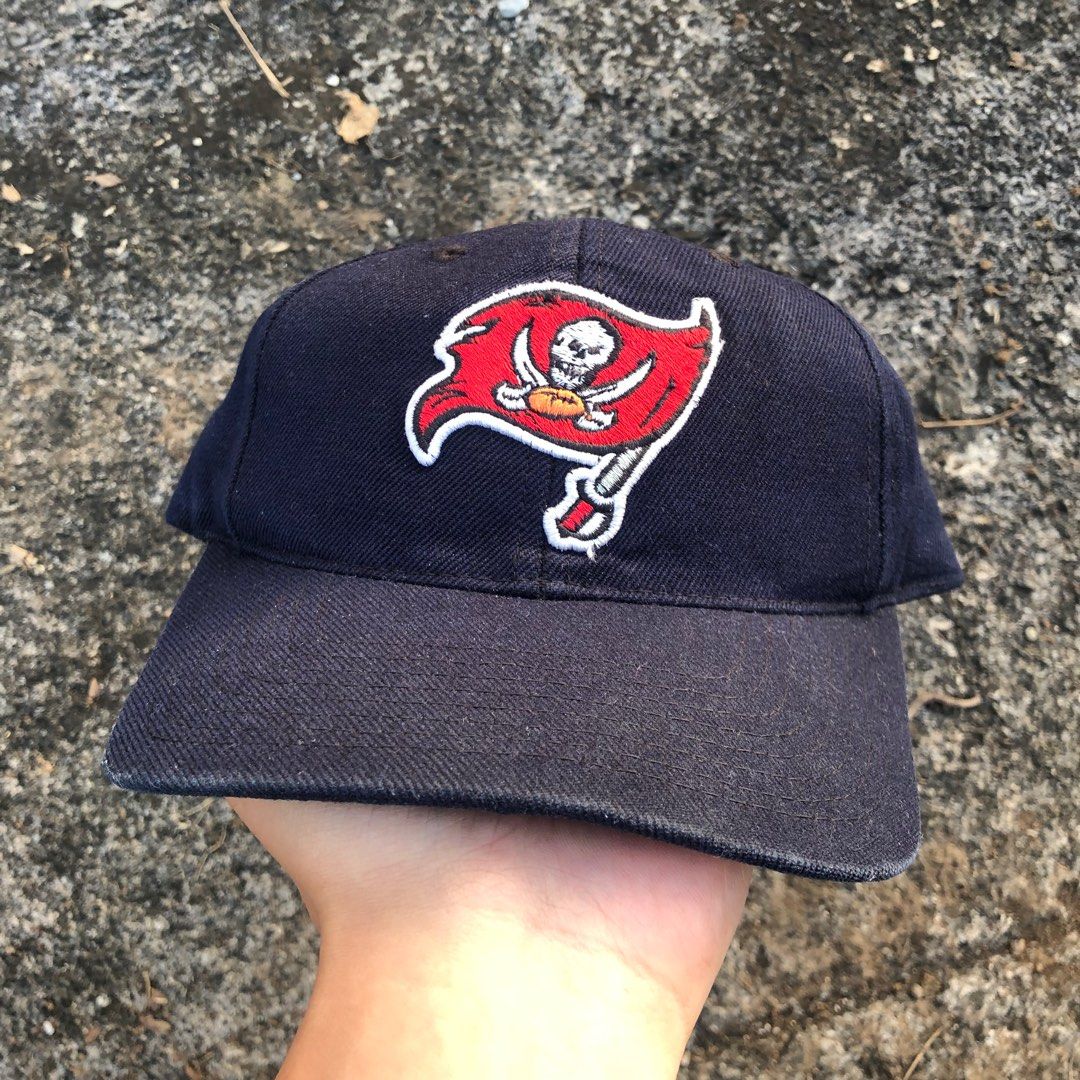 Vintage NFL Pro Line Logo Athletic Tampa Bay Buccaneers Unisex Strapback  Hat Cap