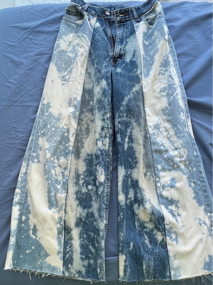 Vintagewknd bleached baggy jeans wide legged, Women's Fashion, Bottoms