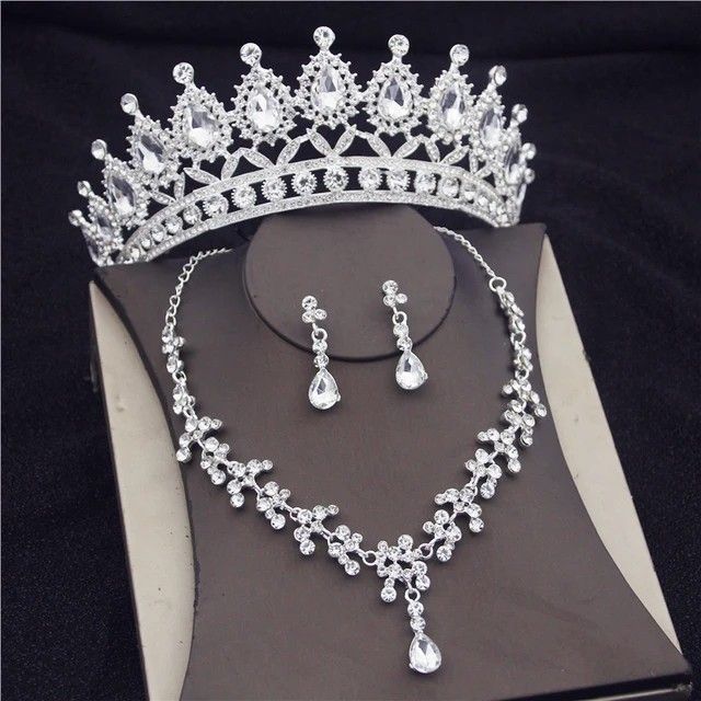 Wedding necklace outlet and earrings