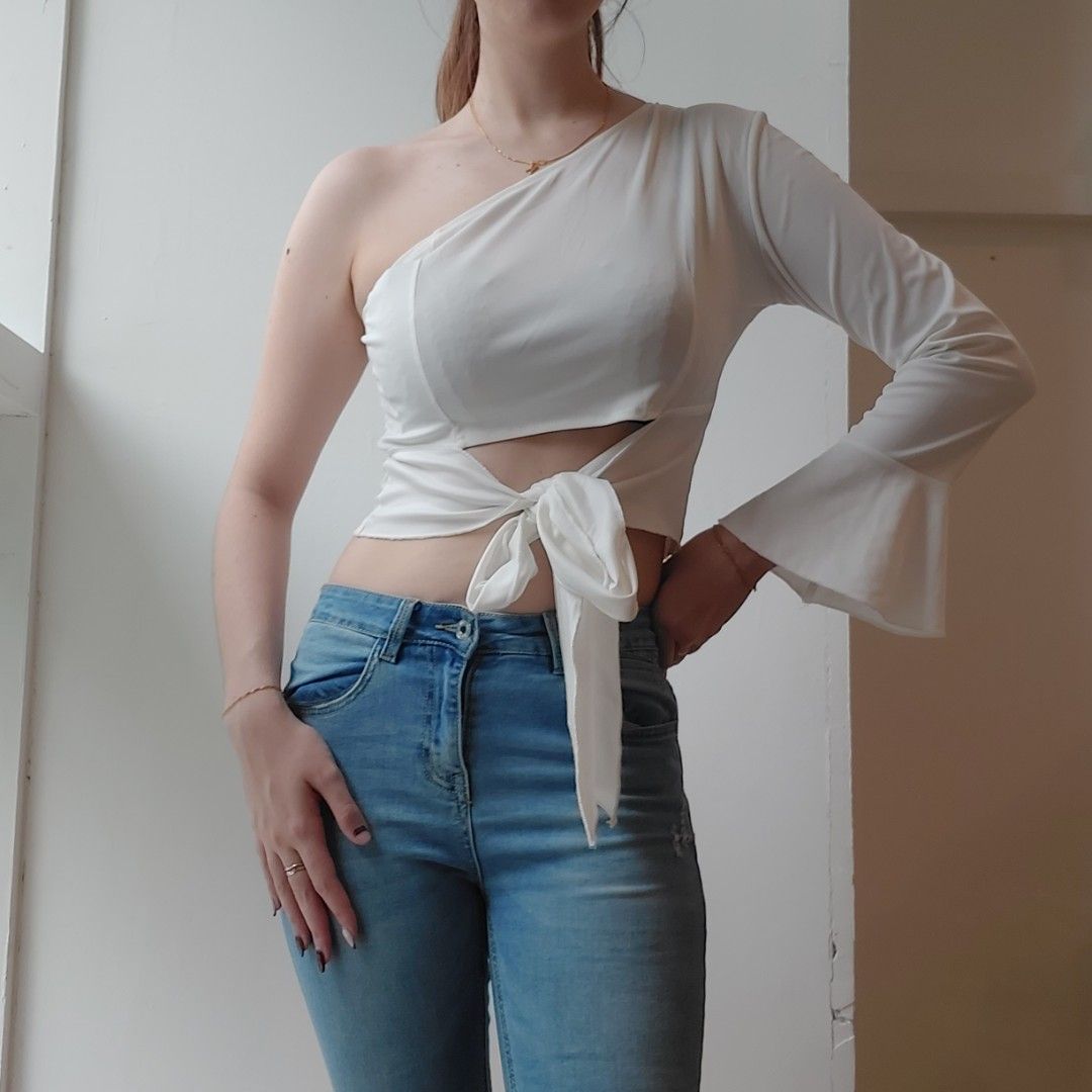 Crop top deals half shoulder