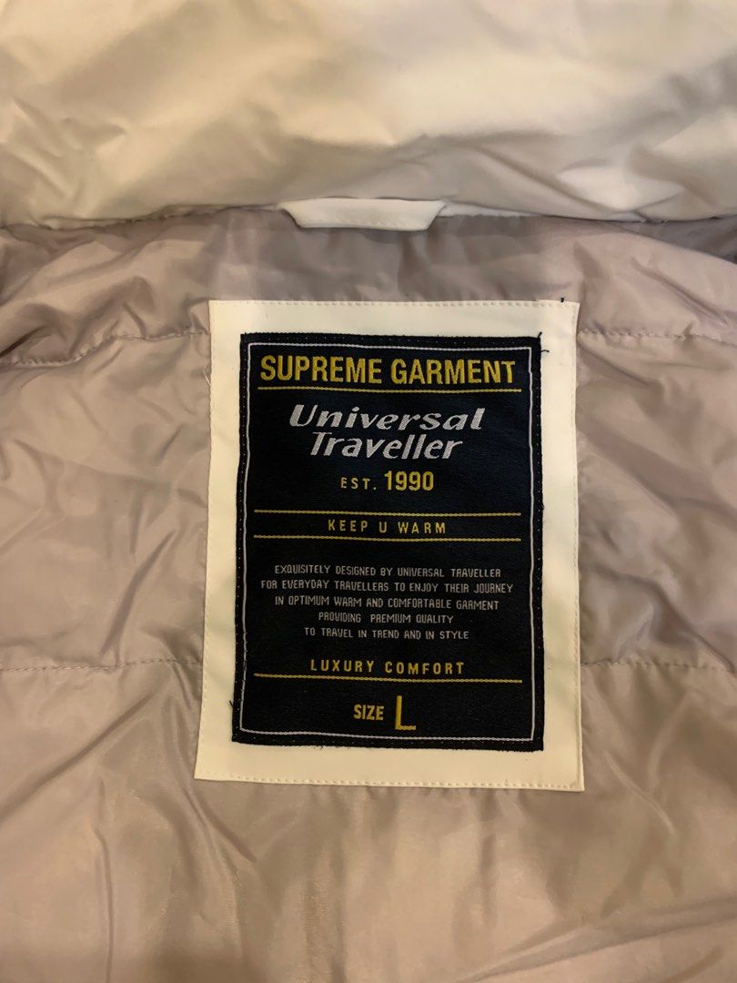 Winter jacket (Category: Coats, Jackets and Outerwear) located in Petaling Jaya. Submitted by ckycmf (Listing ID 1220169978, Image 2). Description: Used only once and never been abused.
