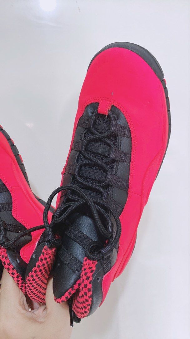 Womens JORDAN shoes ORIGINAL (Category: Shoe inserts) located in Marikina City. Submitted by cruzann26 (Listing ID 1220306045, Image 2). Description: From USA Jordan shoes Original Size: US 7 / 25cm Nox box 95% smoothness For more info, kindly send me DM thank you 😊 🙏 LOC: Marikina City.