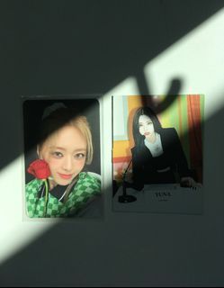 wts yuna itzy cheshire message card rose pc