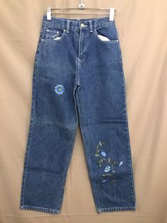 Y2k blue jeans with flower embroidery