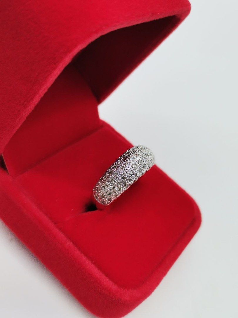 375 GOLD DIAMOND RING