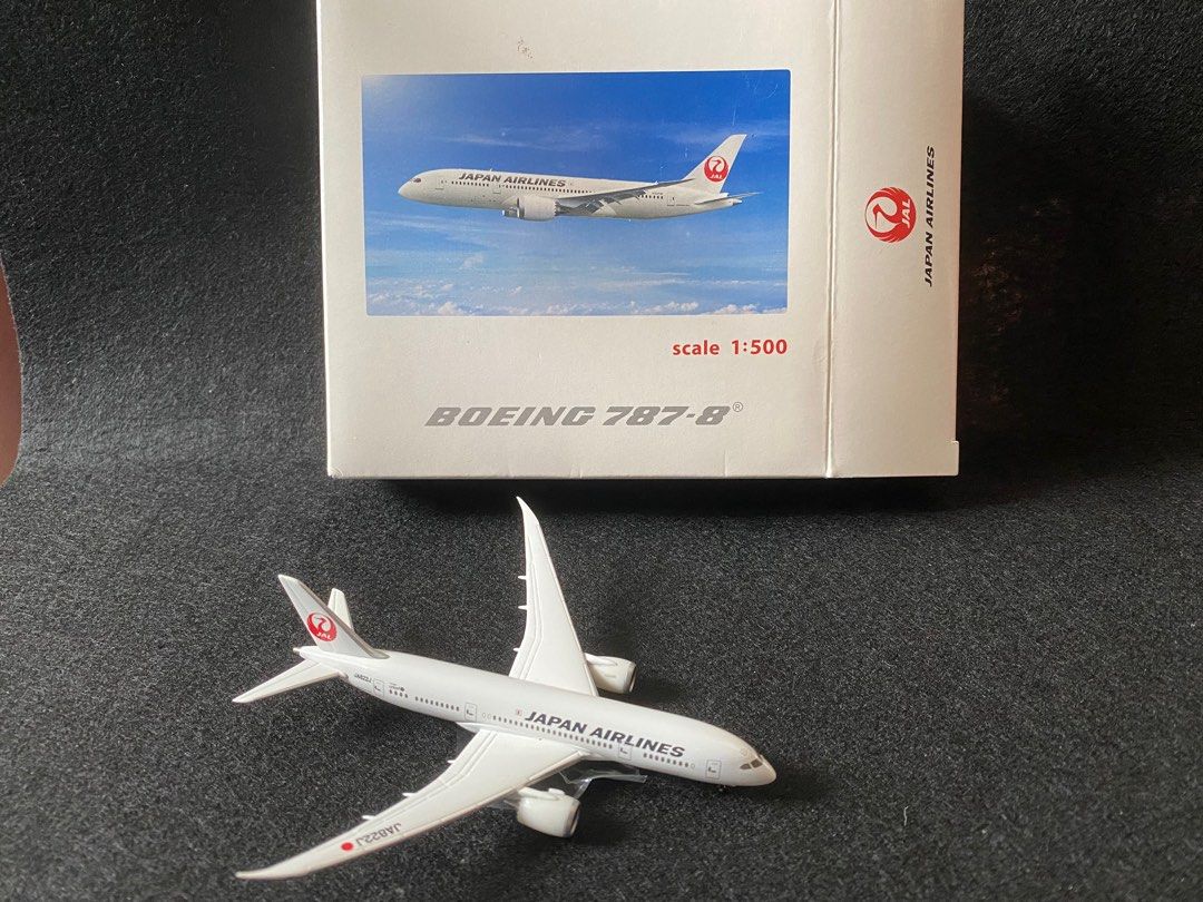 JAL B787-8アメリカンエクスプレスプラチナカード発行記念模型 1/200 