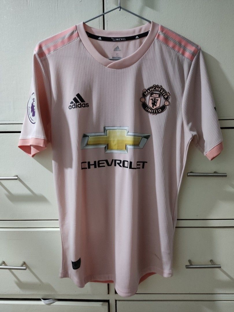 Manchester united pink jersey online pogba