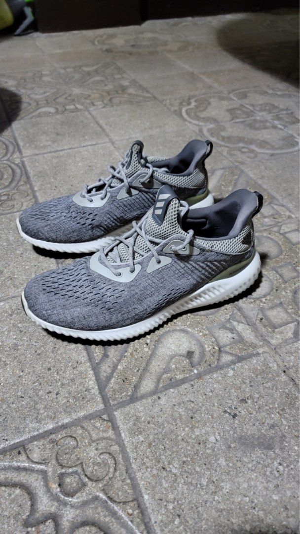 Adidas alphabounce size 10 top