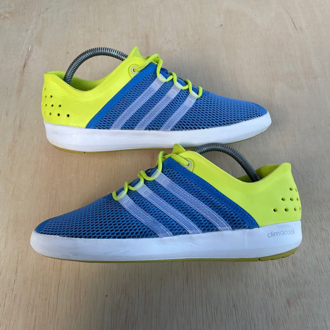 Foto kasut adidas outlet
