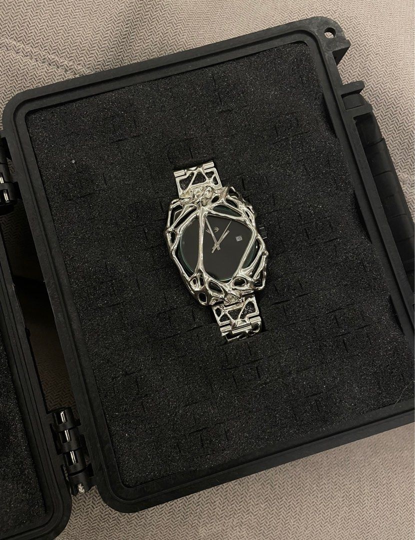 Alabaster Industries Sinew Watch in Black and Silver, Luxury, Watches