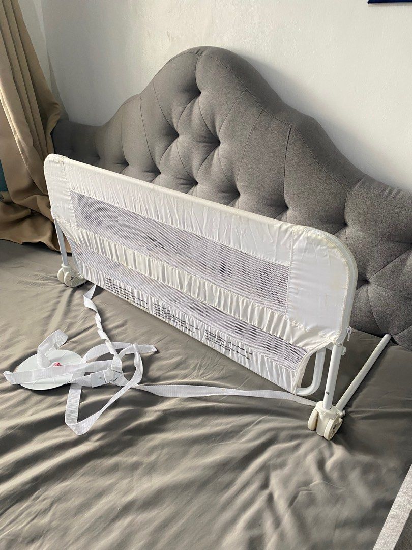 Anko bed rail baby bed fence (Category: Bed Guards) located in Pasig City. Submitted by katrina_angela_teng (Listing ID 1220370643, Image 3). Description: Selling 4 pcs bed rail Can fit up to king size bed Very sturdy .