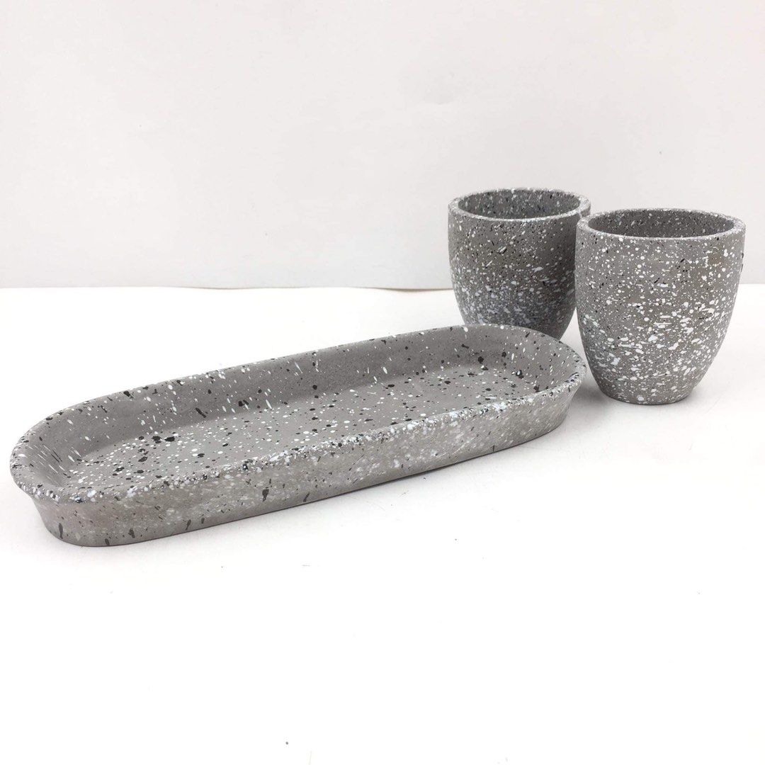 ANKO Paint Your Own Flower Pots Kit on Carousell