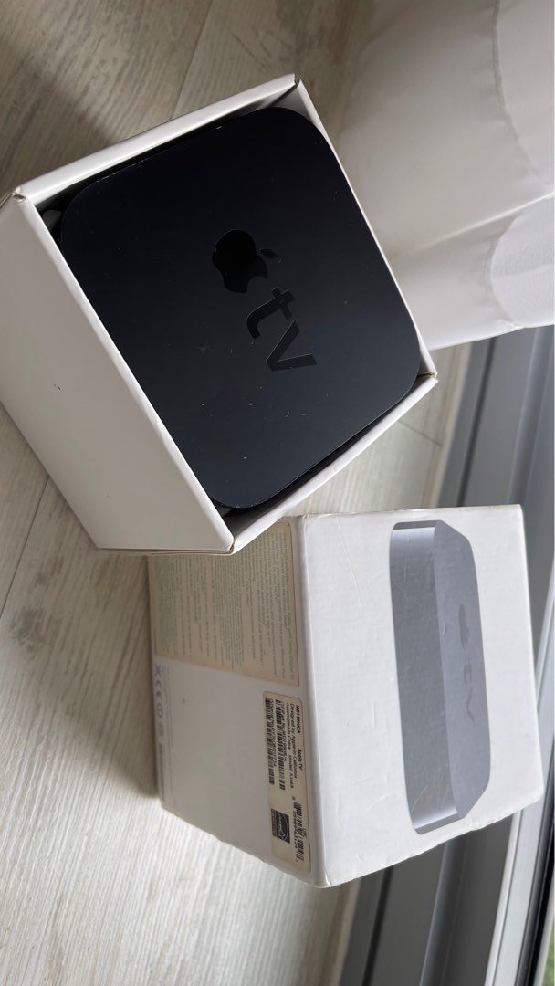 Apple TV box 3rd Gen model A1469 HD version, TV & Home Appliances, TV